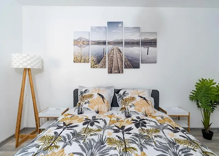 Plein Centre-ville T3 Refait A Neuf * אקס-לה-באינס