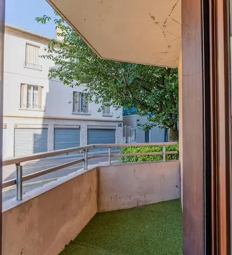 Plein Centre-ville T3 Refait A Neuf